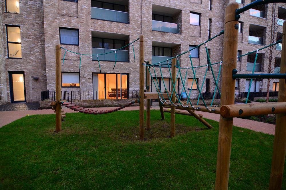 Apartment Wharf - Cambridge Av Лондон Экстерьер фото