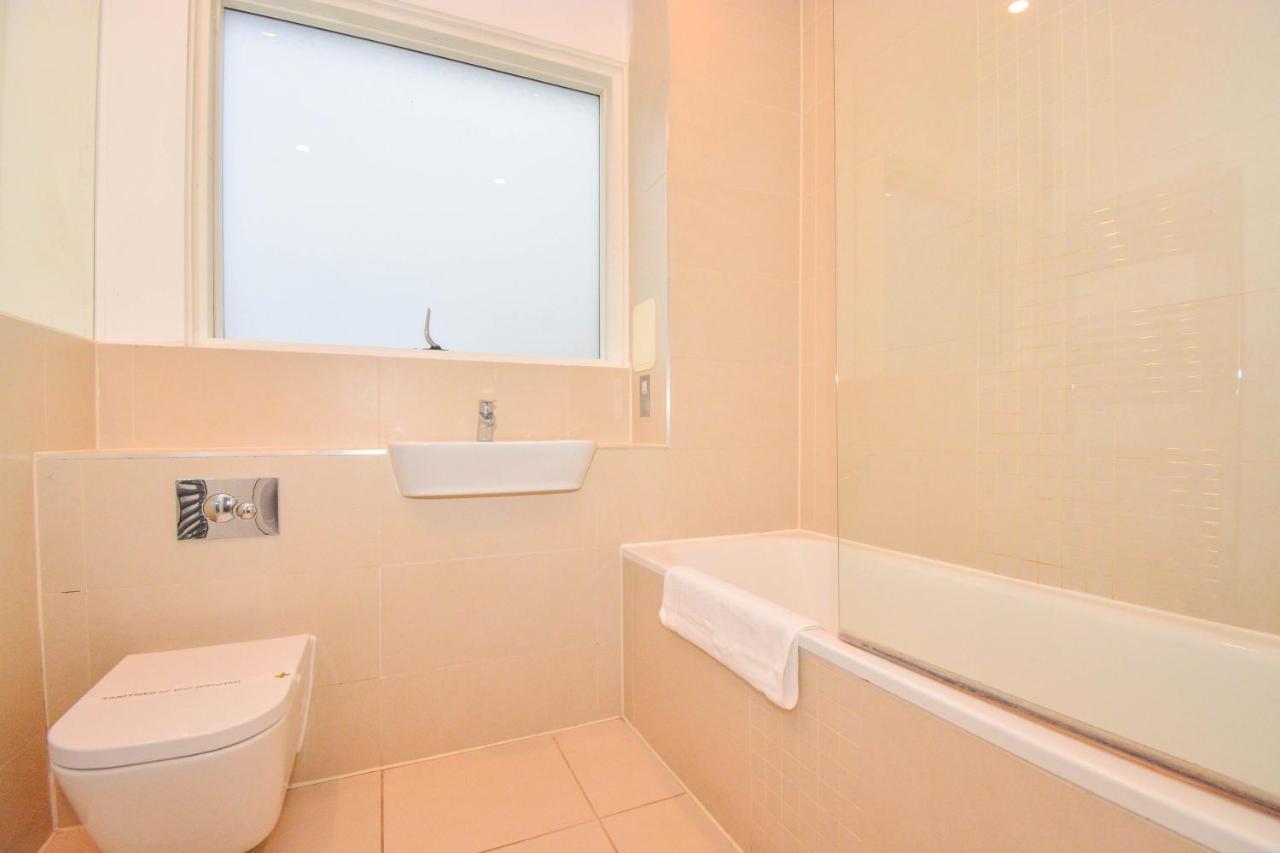 Apartment Wharf - Cambridge Av Лондон Экстерьер фото