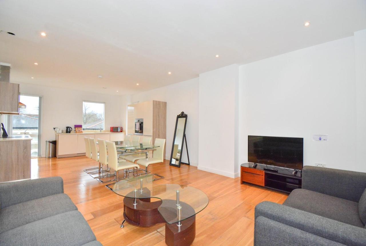 Apartment Wharf - Cambridge Av Лондон Экстерьер фото